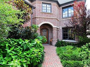 33 Kennington Ct, Dallas, TX 75248
