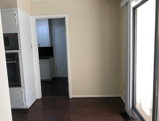 2nd image of 268 Quail St