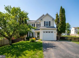 3884 Wertz Dr, Woodbridge, VA 22193