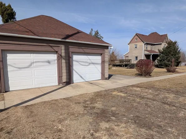 502 N Walnut Ave, Forreston, IL 61030