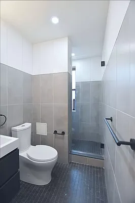 Rented by Compass | media 12