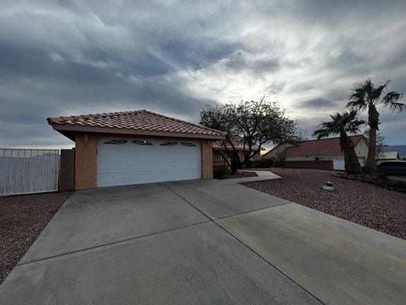 3rd image of 2368 Cassia Cir