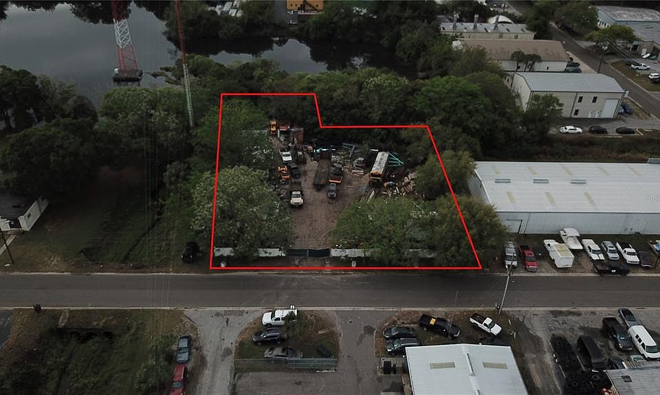 1st image of 1010 Harbor Lake Dr