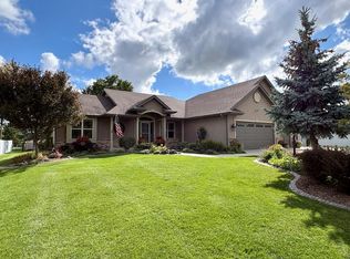 S77W18475 Janesville ROAD, Muskego, WI 53150