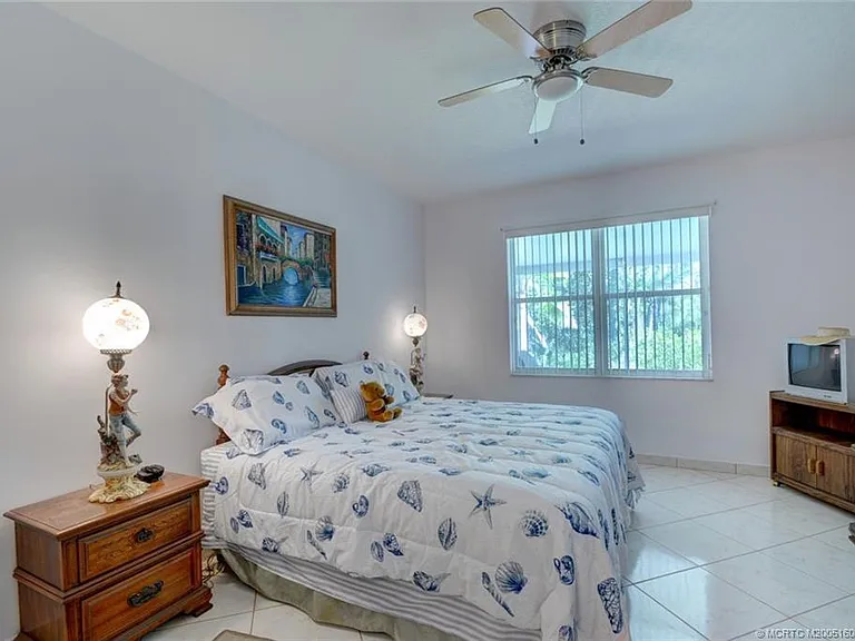 6789 SE Warwick Ln — Photo 12