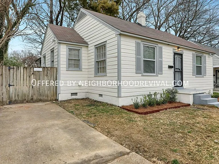3368 Douglass Ave — Photo 3