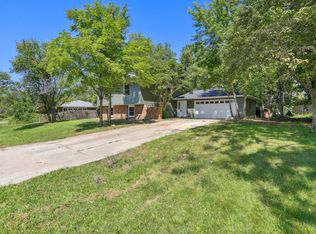 2706 Berniece Dr, Champaign, IL