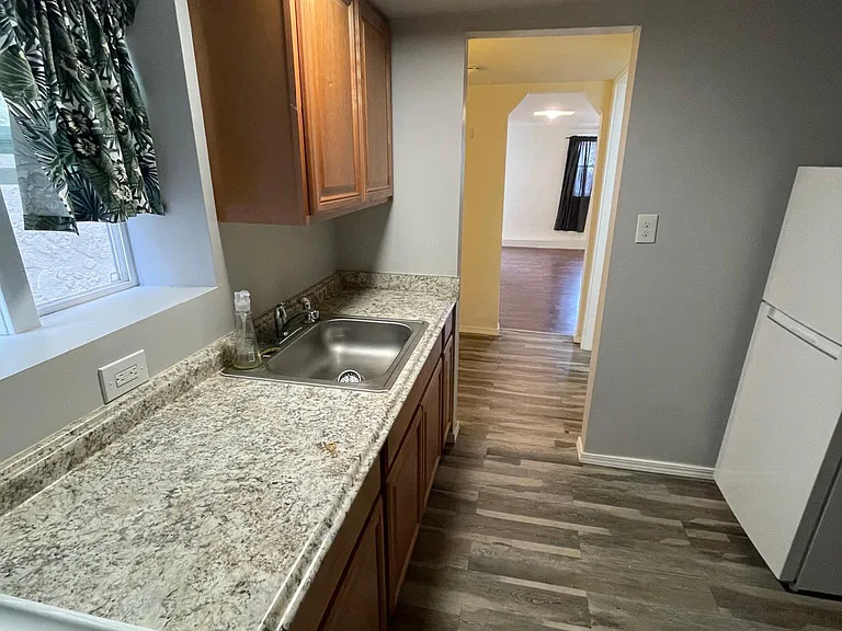 951 Jackson St #A — Photo 3