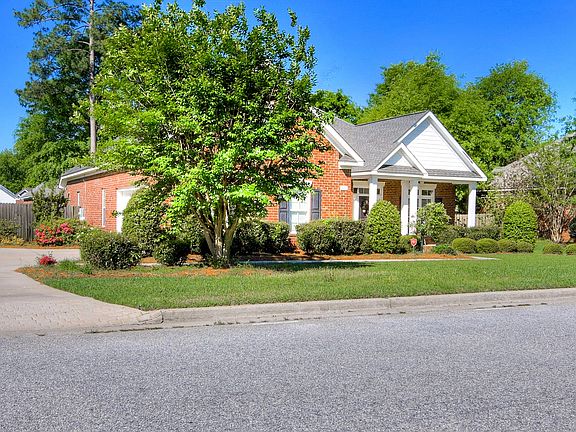 3rd image of 159 Millwood Ln