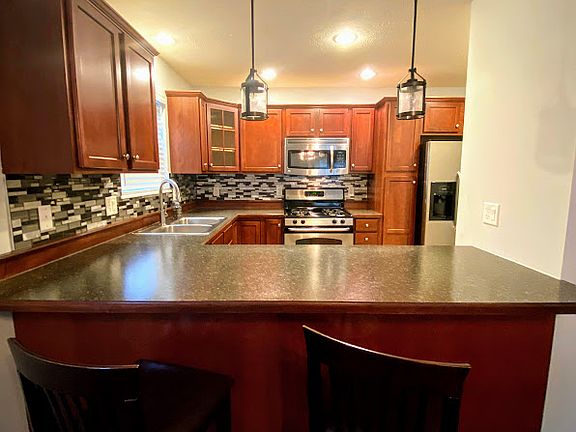 4th image of 1013 Wartburg Dr