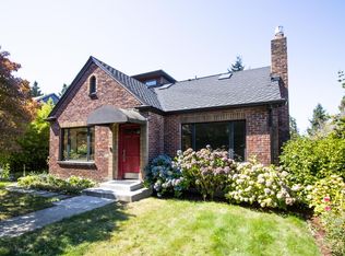 3033 45th Ave SW #1, Seattle, WA 98116