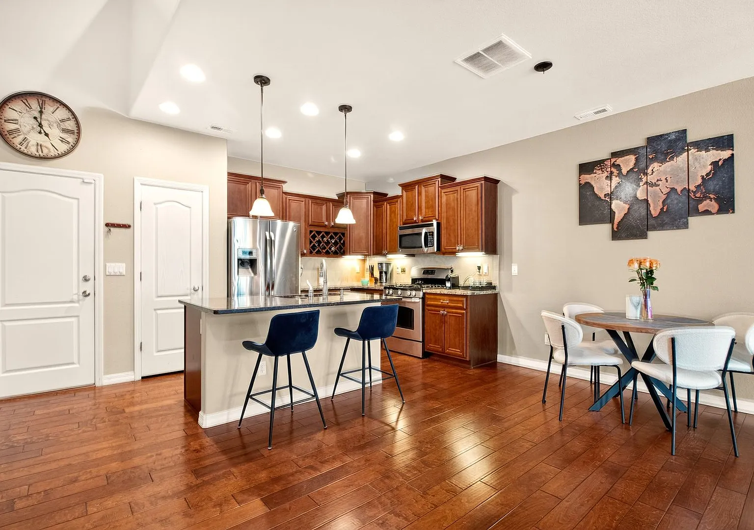 *Charming Gold Hill Mesa Townhome 2 Bed + Loft / 2.5 Bath / \$2,350 — Photo 3