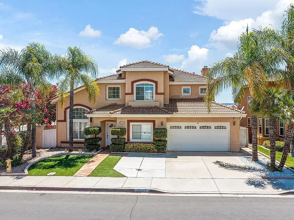39485 Salinas Dr