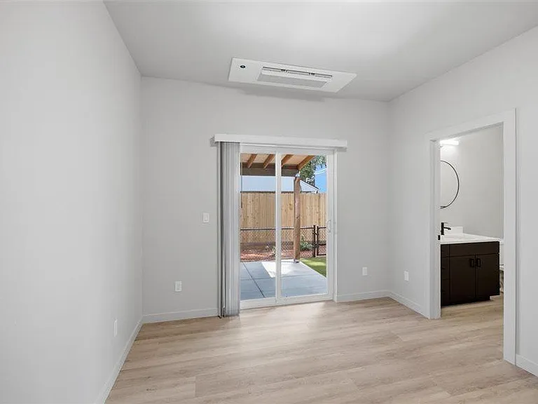1392 Overlook Ave NW — Photo 17