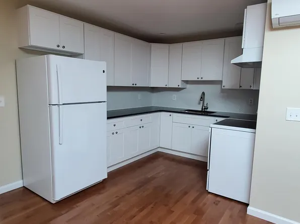 39 N Main St #B, New Hope, PA 18938