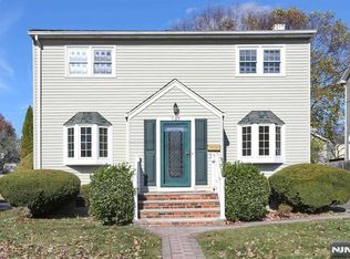 1-27 Lyons Ave, Fair Lawn, NJ 07410