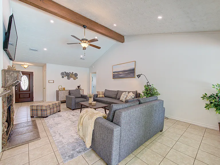 9126 Benwick Dr — Photo 20