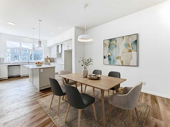 3rd image of 36 W Mercado Rd SE