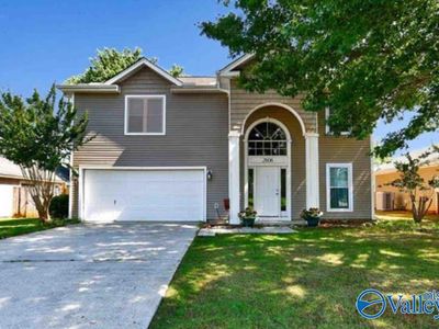 2606 Bonnie Oaks Dr SW, Huntsville, AL, 35803