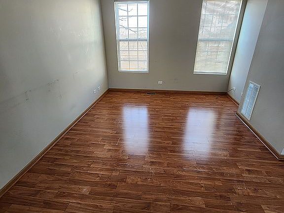 4th image of 1615 W Turtle Creek Ln