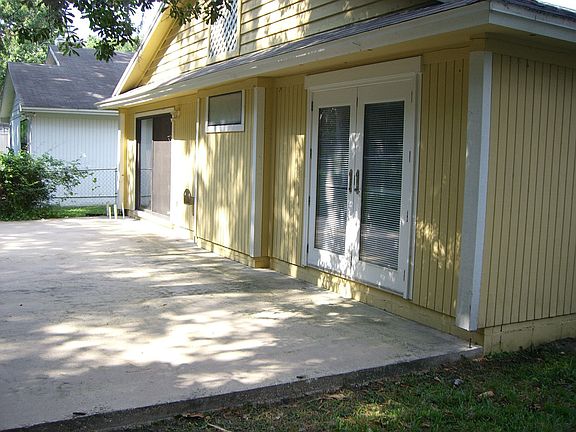 5th image of 8228 Lake Woodbourne Dr W