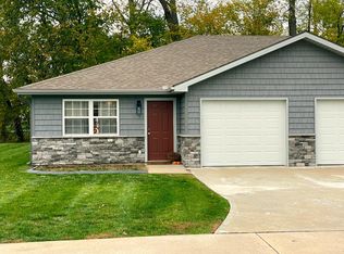 6109 Miller Rd, Saint Joseph, MO 64505