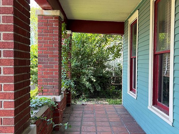 3rd image of 1306 Offnere St