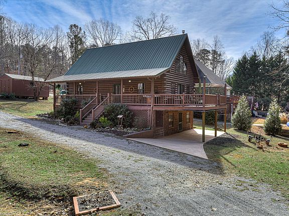 3rd image of 1700 Buckhead Rd