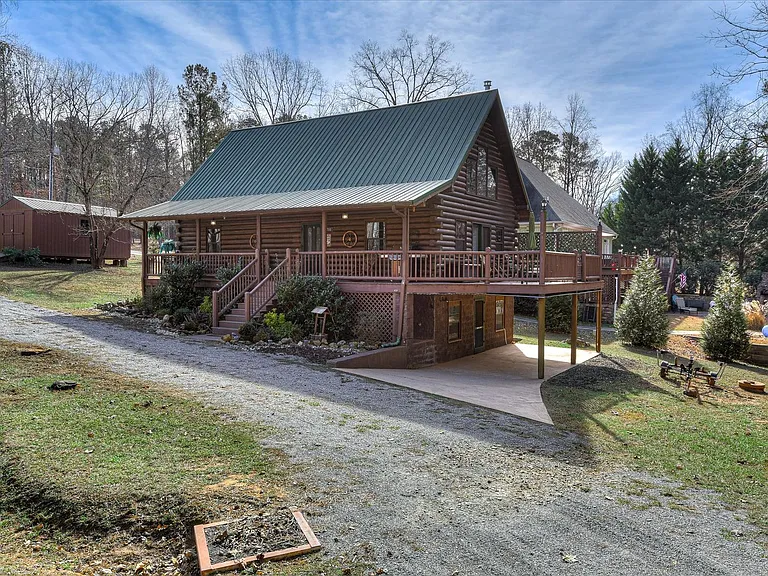 1700 Buckhead Rd — Photo 3