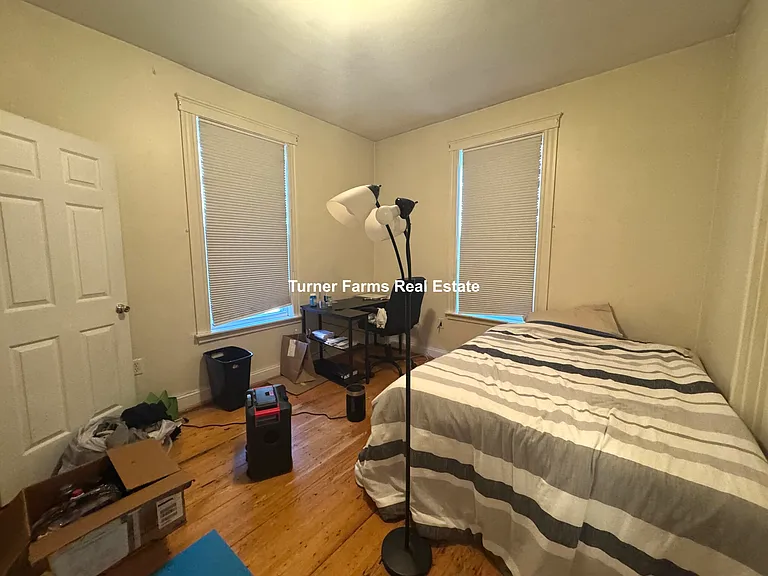 37 Hillside St #A — Photo 5