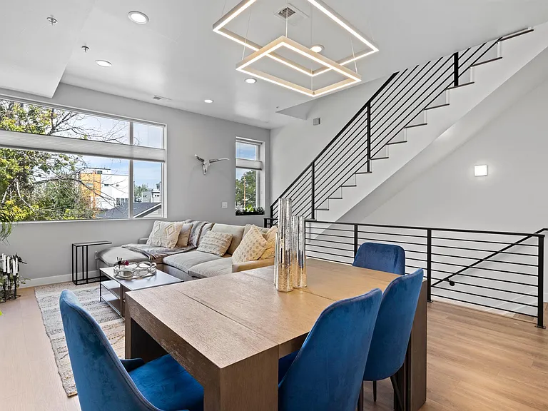 1624 N Irving St #4 — Photo 10