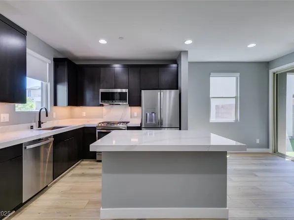 649 Tranquil Jade St, Las Vegas, NV 89138