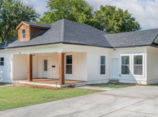 1013 N 16th St, Waco, TX 76707