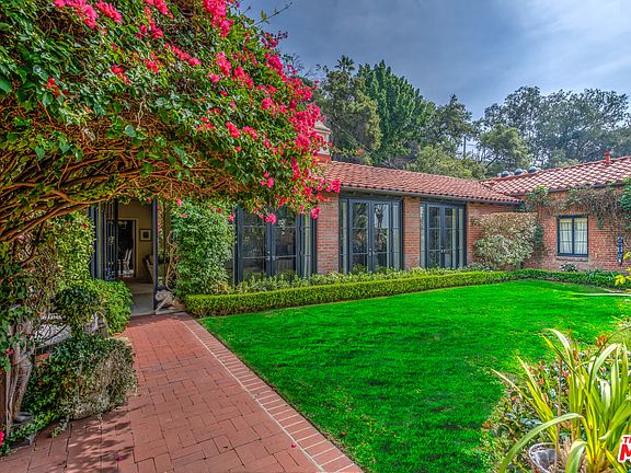 4th image of 1230 La Collina Dr