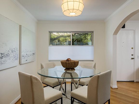 5th image of 1701 Anacapa St Unit 8