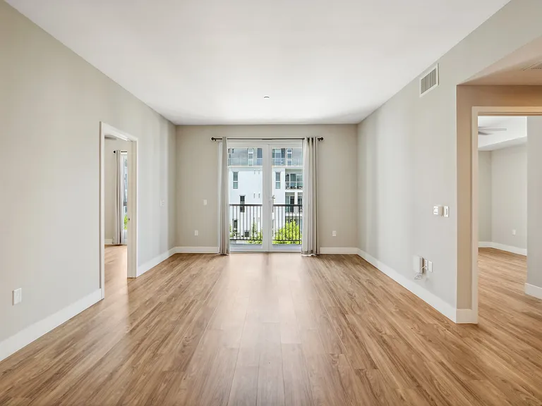 INclave Luxury Apartments — Photo 9