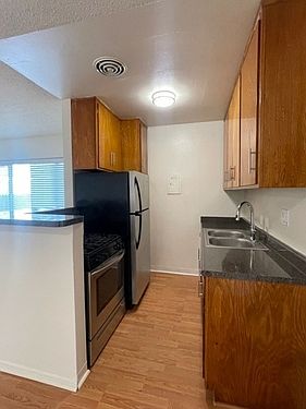 2nd image of 1830 11th St APT 1