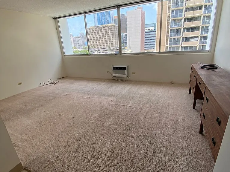 1560 Kanunu St #806 — Photo 2
