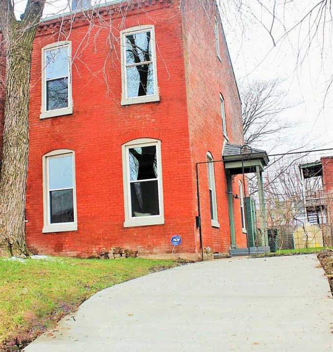 1st image of 2423 Salena St