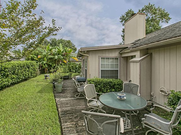 4th image of 8824 Goodbys Trace Dr