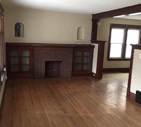 3rd image of 200 Stockbridge Ave #1