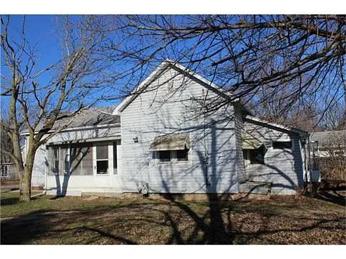 217 Van Buren St photo 1