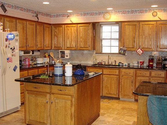 5th image of 1962 Country Club Estates Cir