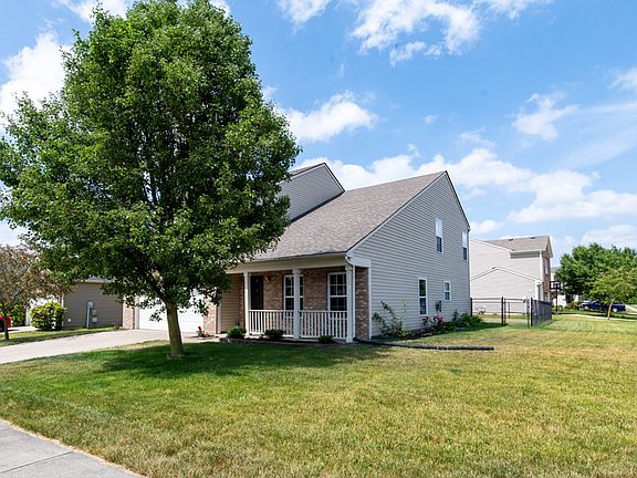 2nd image of 4254 Ballybay Ln