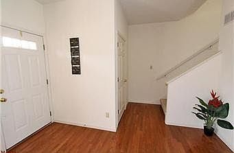 3rd image of 4119 Olive St
