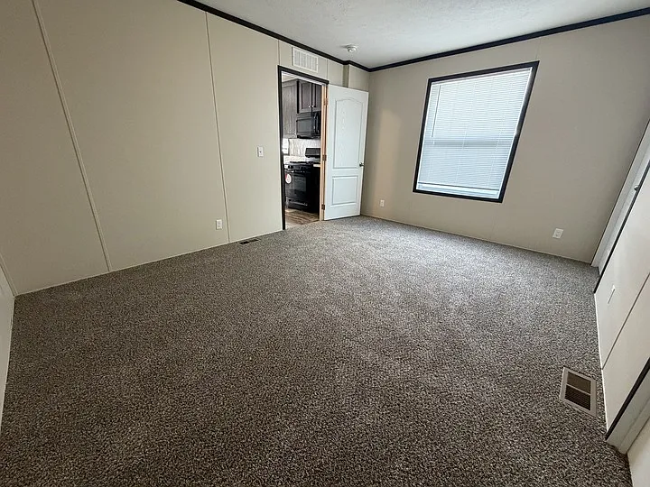 38000 Le Chateau Blvd #682 — Photo 15