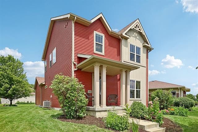 1st image of 8916 Red Beryl Dr