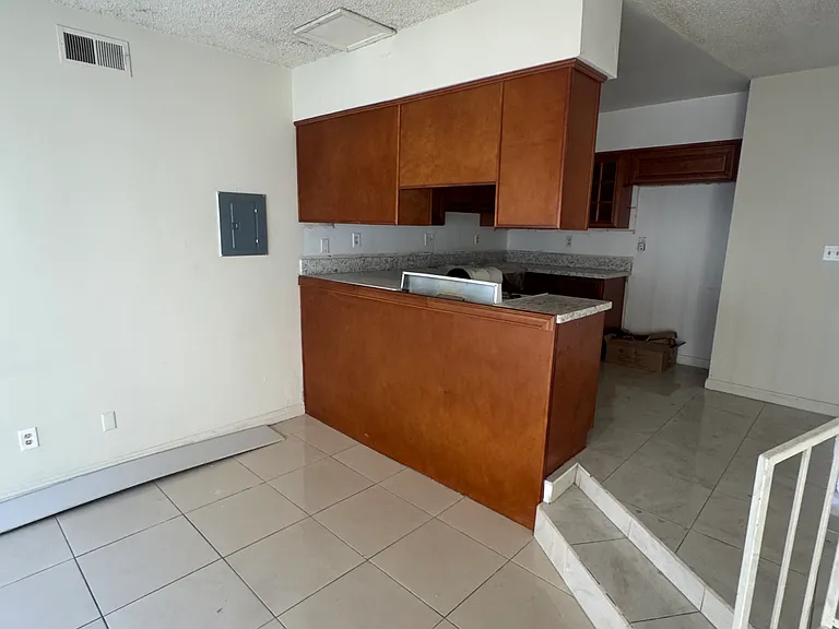 13113 Cypress St #15 — Photo 3