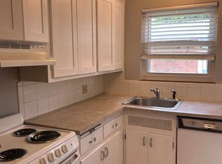 2453 Northwest Blvd, Upper Arlington, OH 43221