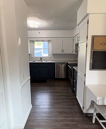 3rd image of 304 Rainbow Dr